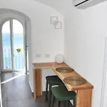 Saracena House *